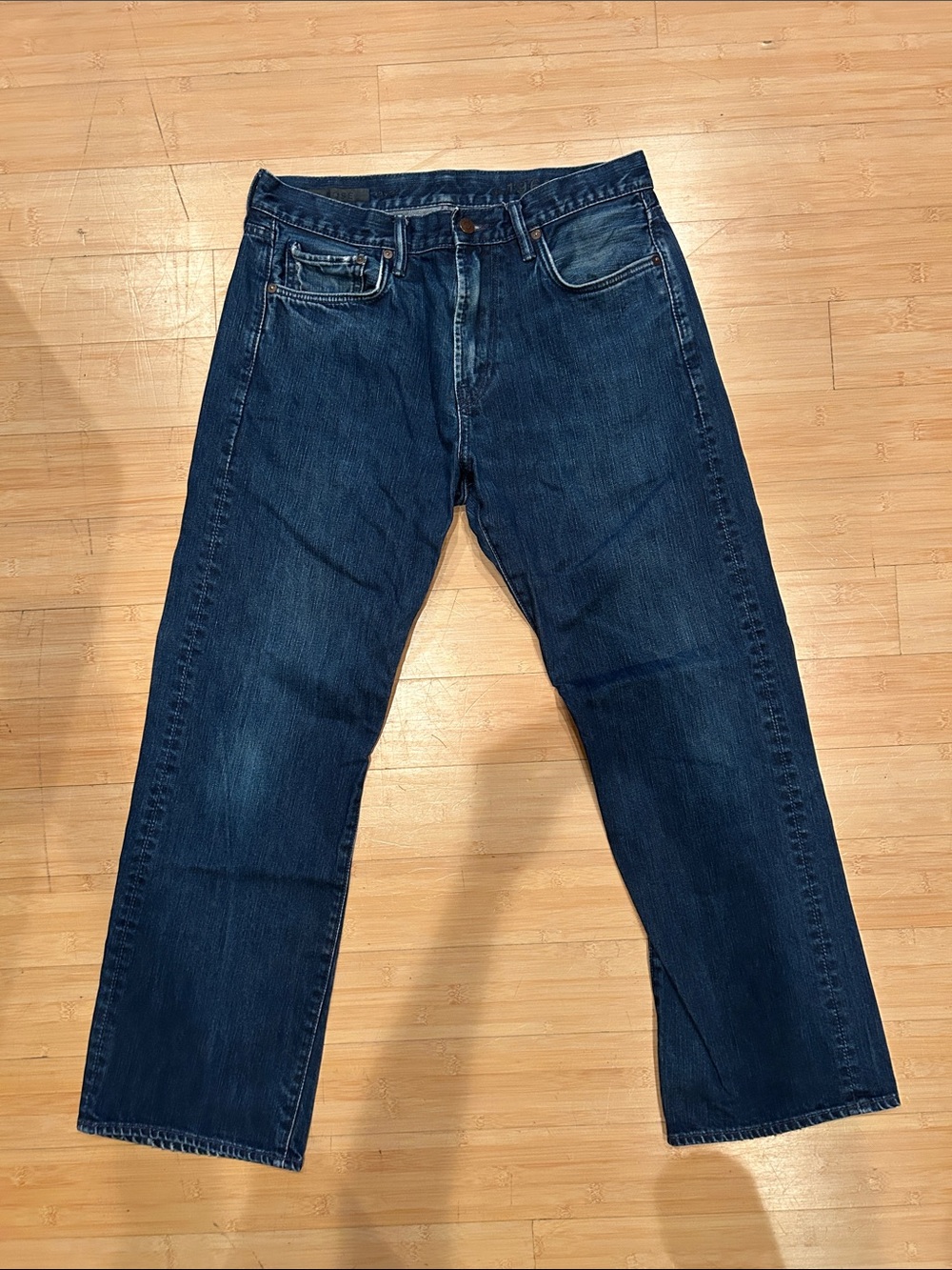 GAP Men's Relaxed Straight Jeans in Dark Indigo
